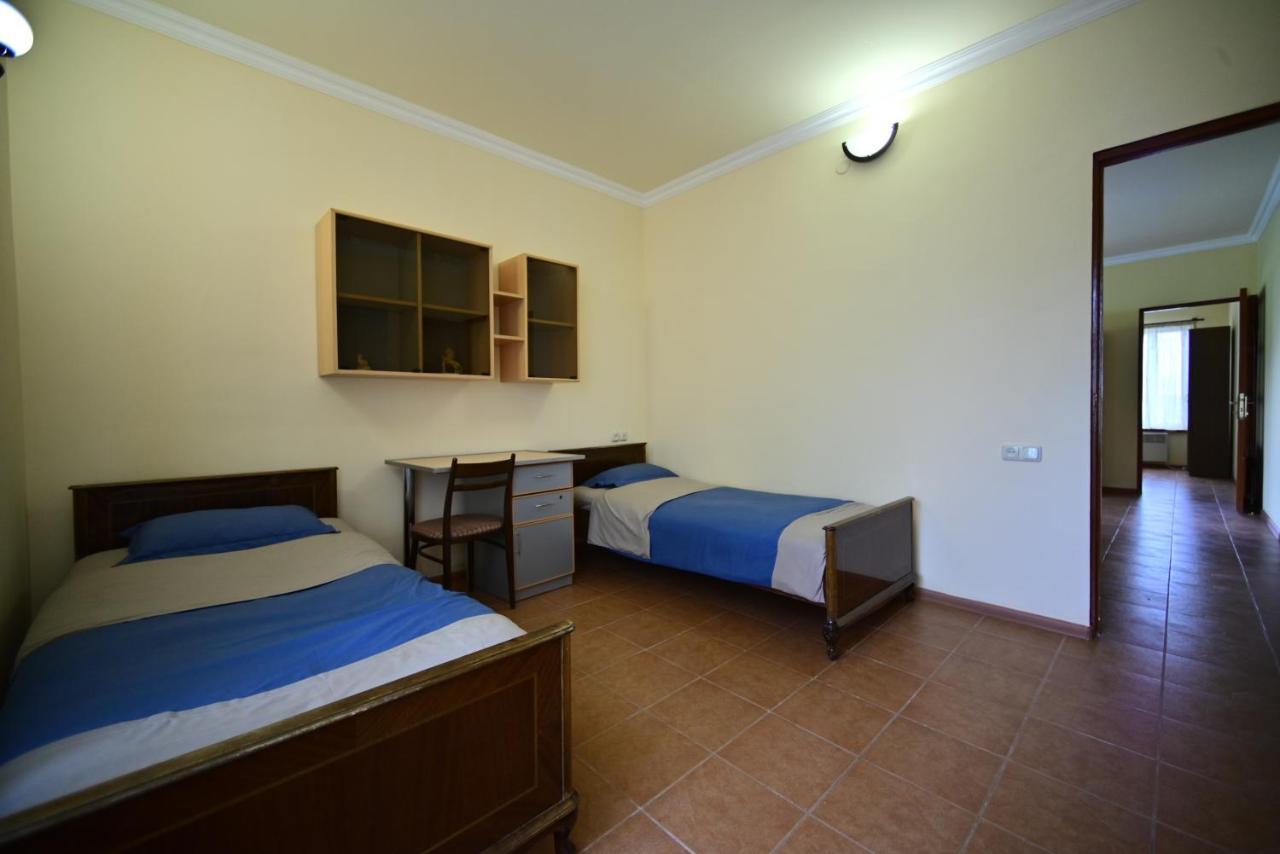 Sevan Tarsus Guesthouse Tsovazard Luaran gambar