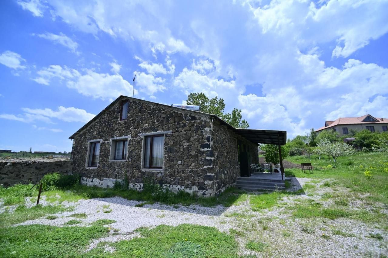 Sevan Tarsus Guesthouse Tsovazard Luaran gambar